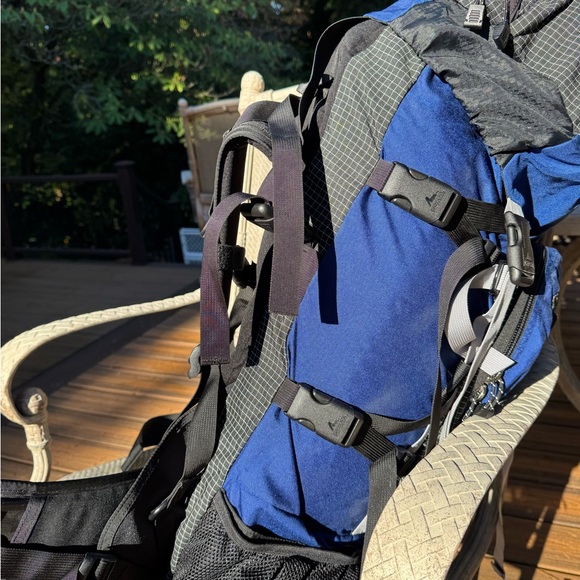 Gregory Petite Dru Backpack 85L Blue - Picture 3 of 8